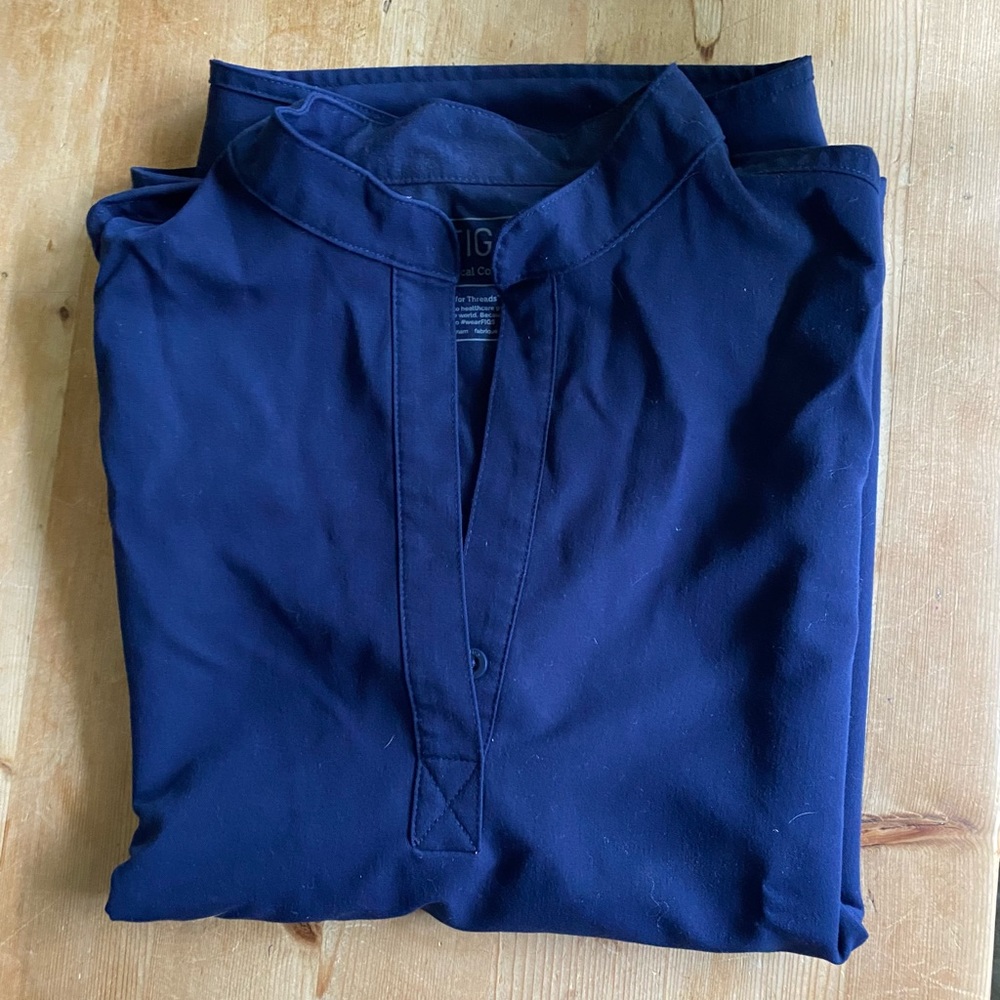 Figs scrubs technical top